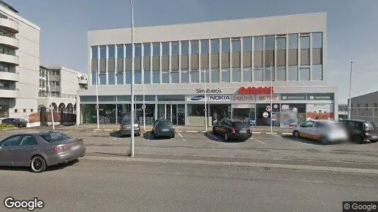 Lagerlokaler för uthyrning i Reykjavík Háaleiti – Foto från Google Street View