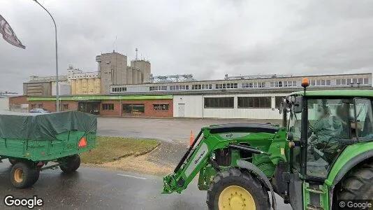 Office spaces for rent i Vara - Photo from Google Street View