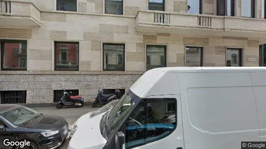 Gewerbeflächen zur Miete i Milan Zona 1 - Centro storico – Foto von Google Street View