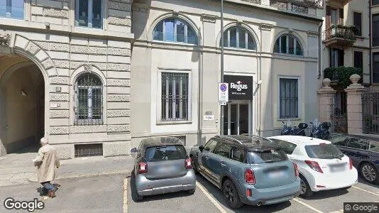 Bedrijfsruimtes te huur i Milaan Zona 1 - Centro storico - Foto uit Google Street View