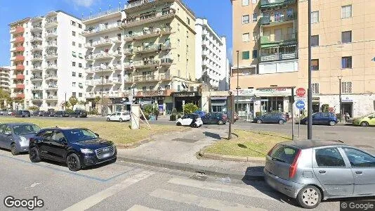 Bedrijfsruimtes te huur i Napels Municipalità 1 - Foto uit Google Street View