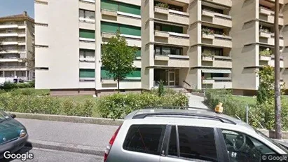 Warehouses for rent in Geneva Cité - Photo from Google Street View