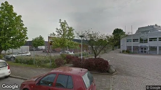 Magazijnen te huur i Husie - Foto uit Google Street View