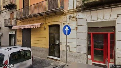 Bedrijfsruimtes te huur in Napels Municipalità 2 - Foto uit Google Street View
