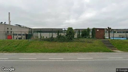 Commercial properties for rent i Moeskroen - Photo from Google Street View