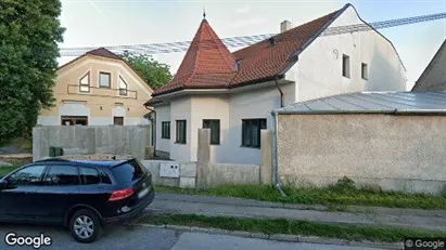 Företagslokaler för uthyrning i Komárno – Foto från Google Street View