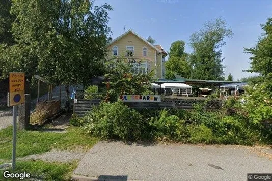 Office spaces for rent i Salem - Photo from Google Street View