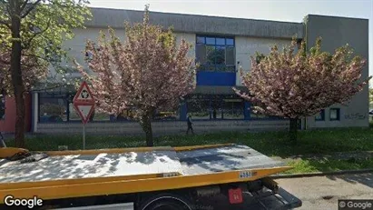 Gewerbeflächen zur Miete in Pessano con Bornago – Foto von Google Street View