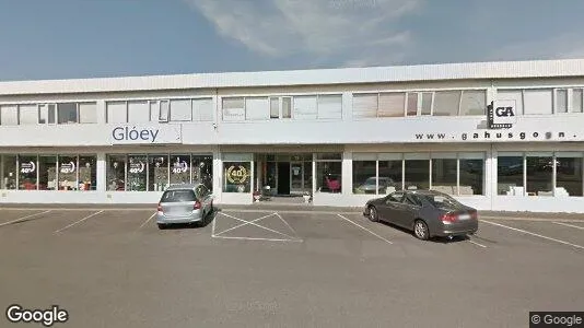 Lagerlokaler till salu i Reykjavík Háaleiti – Foto från Google Street View