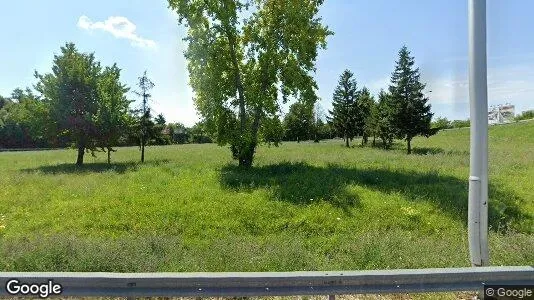 Magazijnen te huur i Nitra - Foto uit Google Street View