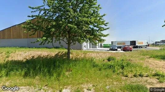 Commercial properties for rent i La Bruyère - Photo from Google Street View