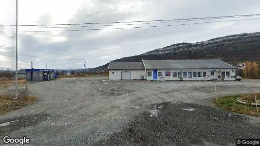 Werkstätte zum Kauf i Kvænangen – Foto von Google Street View