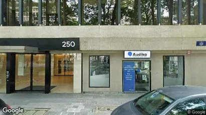 Gewerbeflächen zur Miete in Brüssel Elsene – Foto von Google Street View