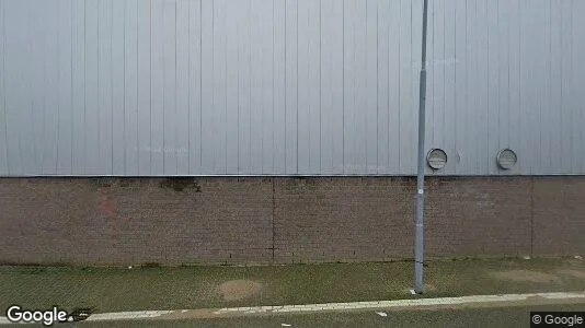 Bedrijfsruimtes te huur i Rotterdam Overschie - Foto uit Google Street View