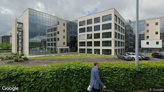 Bedrijfsruimtes te huur i Strassen - Foto uit Google Street View