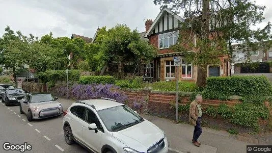 Gewerbeflächen zum Kauf i Swansea - West Glamorgan – Foto von Google Street View
