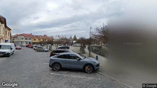 Bedrijfsruimtes te huur i Bytča - Foto uit Google Street View
