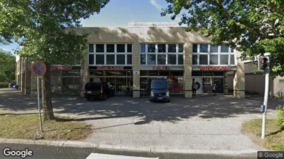 Office spaces for rent in Helsinki Koillinen - Photo from Google Street View