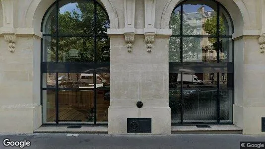 Commercial properties for rent i Paris 16éme arrondissement (North) - Photo from Google Street View