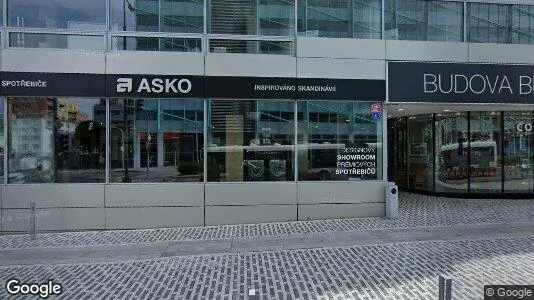Lokaler til leie i Location is not specified – Bilde fra Google Street View