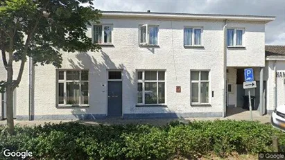 Bedrijfsruimtes te huur in Loon op Zand - Foto uit Google Street View