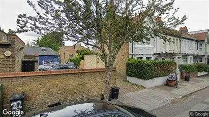 Bedrijfsruimtes te huur in London SW6 - Foto uit Google Street View