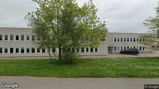 Coworking spaces zur Miete i Vallensbæk – Foto von Google Street View