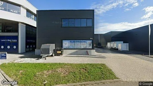 Bedrijfsruimtes te huur i Werkendam - Foto uit Google Street View