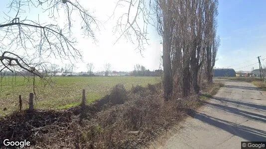 Bedrijfsruimtes te huur i Location is not specified - Foto uit Google Street View