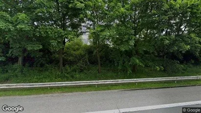 Office spaces for rent in Drogenbos - Photo from Google Street View