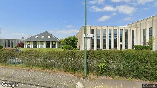 Lagerlokaler för uthyrning i Charleroi – Foto från Google Street View