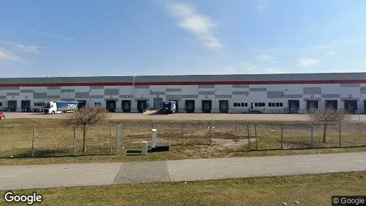 Commercial properties for rent i Saku - Photo from Google Street View