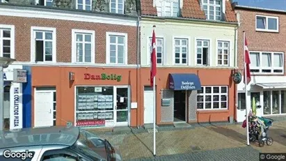 Bedrijfsruimtes te koop in Juelsminde - Foto uit Google Street View