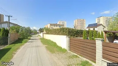 Bedrijfsruimtes te huur in Košice-Okolie - Foto uit Google Street View