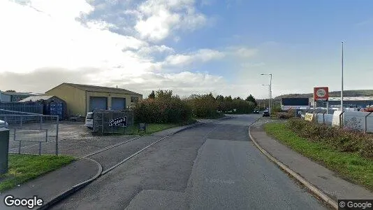 Verkstedhaller til salgs i Bridgend - Mid Glamorgan – Bilde fra Google Street View