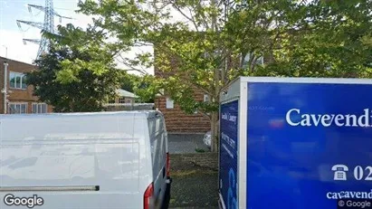 Gewerbeflächen zur Miete in London SW19 – Foto von Google Street View