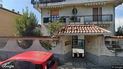 Bedrijfsruimtes te huur in Lainate - Foto uit Google Street View
