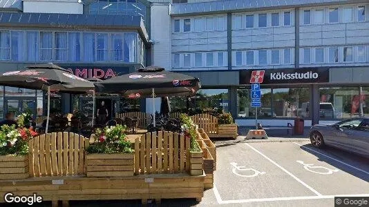 Gewerbeflächen zur Miete i Huddinge – Foto von Google Street View