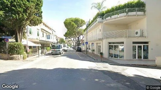 Commercial properties for sale i Rosignano Marittimo - Photo from Google Street View