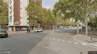 Kantorruimte te koop in Barcelona Sant Martí - Foto uit Google Street View