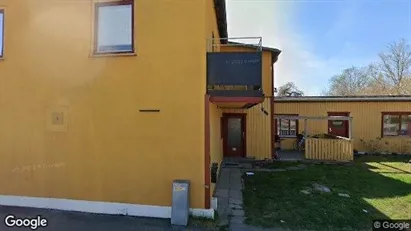 Bedrijfsruimtes te koop in Katrineholm - Foto uit Google Street View