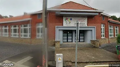 Lager zum Kauf in Saint-Georges-sur-Meuse – Foto von Google Street View