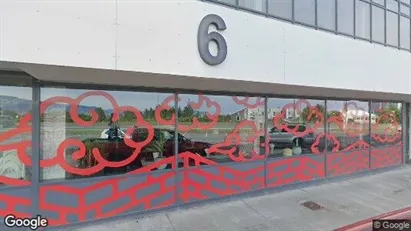 Kantorruimte te huur in Reykjavík Háaleiti - Foto uit Google Street View