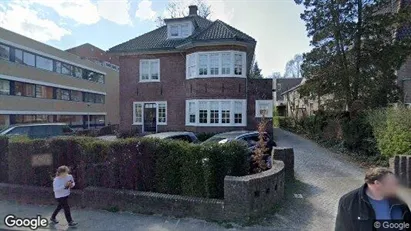 Kontorslokaler till salu i Hilversum – Foto från Google Street View