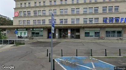 Företagslokaler för uthyrning i Warszawa Wola – Foto från Google Street View