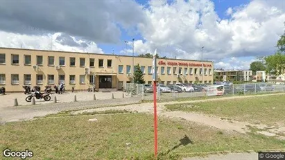 Företagslokaler för uthyrning i Warszawa Włochy – Foto från Google Street View