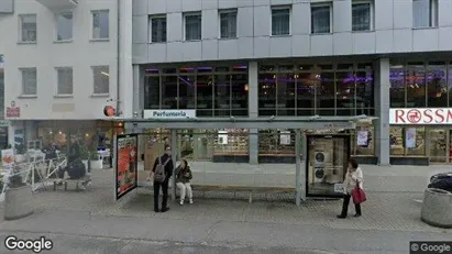 Företagslokaler för uthyrning i Warszawa Wola – Foto från Google Street View
