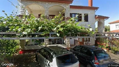 Bedrijfsruimtes te koop in Umag - Foto uit Google Street View