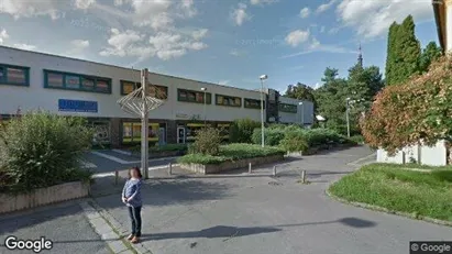 Gewerbeflächen zur Miete in Levice – Foto von Google Street View