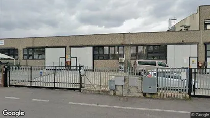 Lager zum Kauf in Usmate Velate – Foto von Google Street View